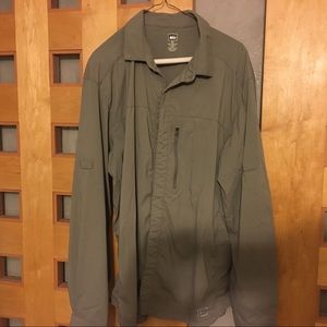 REI Men's Olive Green Casual Button-Down Shirt